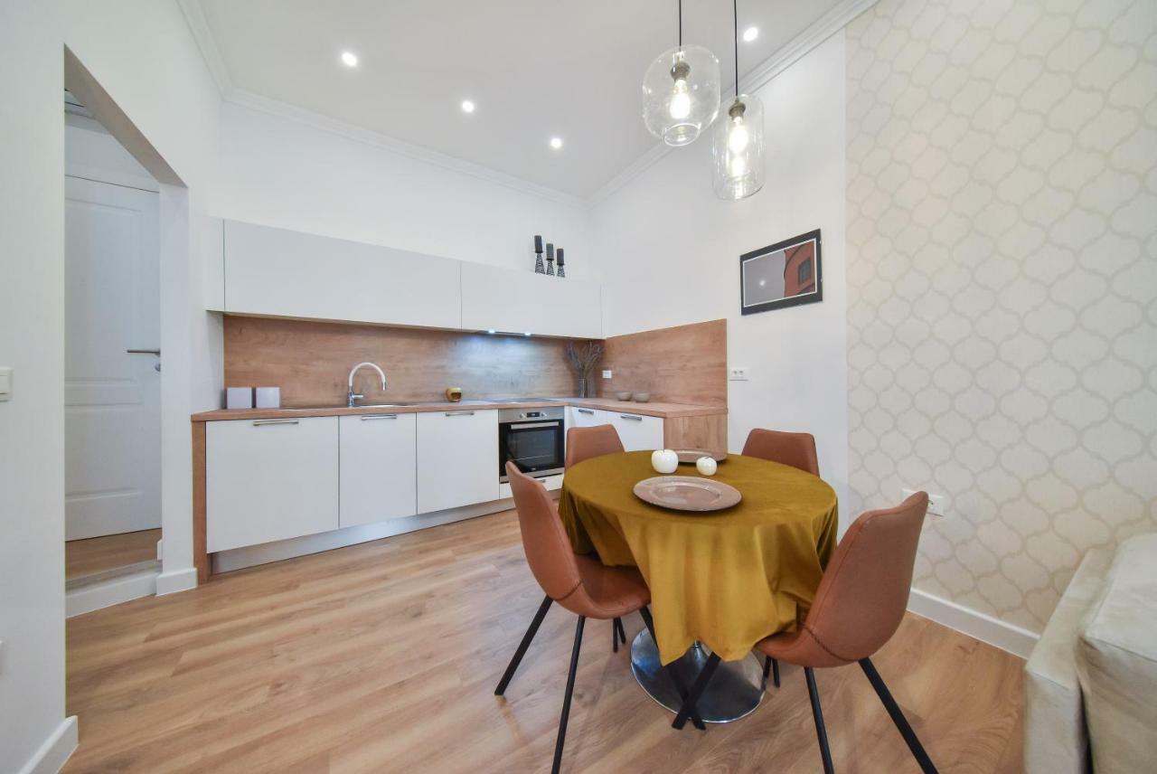 Center Simeon Apartment Zadar Dış mekan fotoğraf